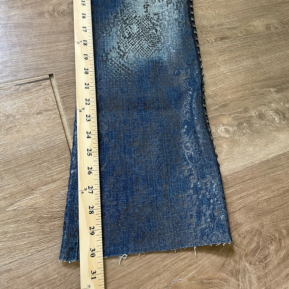 Akademiks Low Rise Boot Cut Jeans Embellished Lace Flap Pocket Women’s Size 28 - Picture 14 of 16